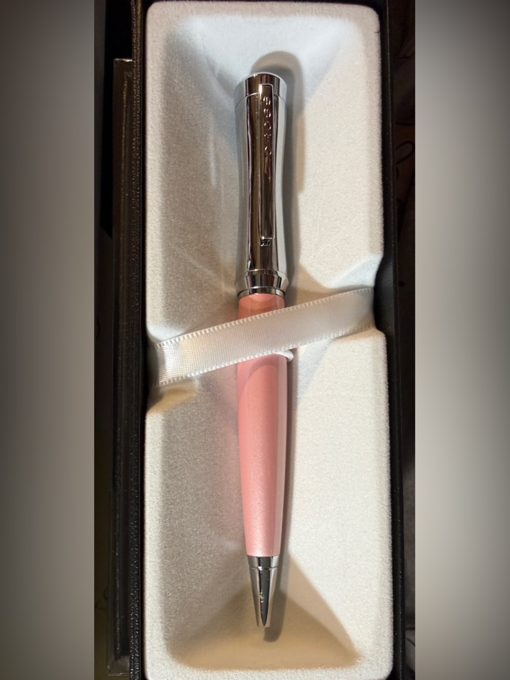 CROSS NEW PARASOL PEARLESCENT PINK LACQUER BALLPOINT PEN WITH CHROME TRIM NIB